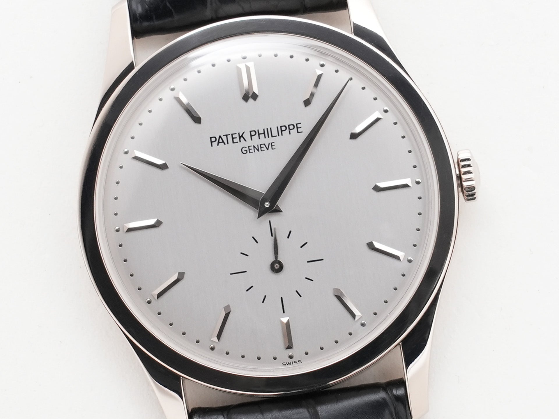 Patek Philippe Calatrava Ref.5196G-001 18KWG Silver Dial Good Condition artmsehg