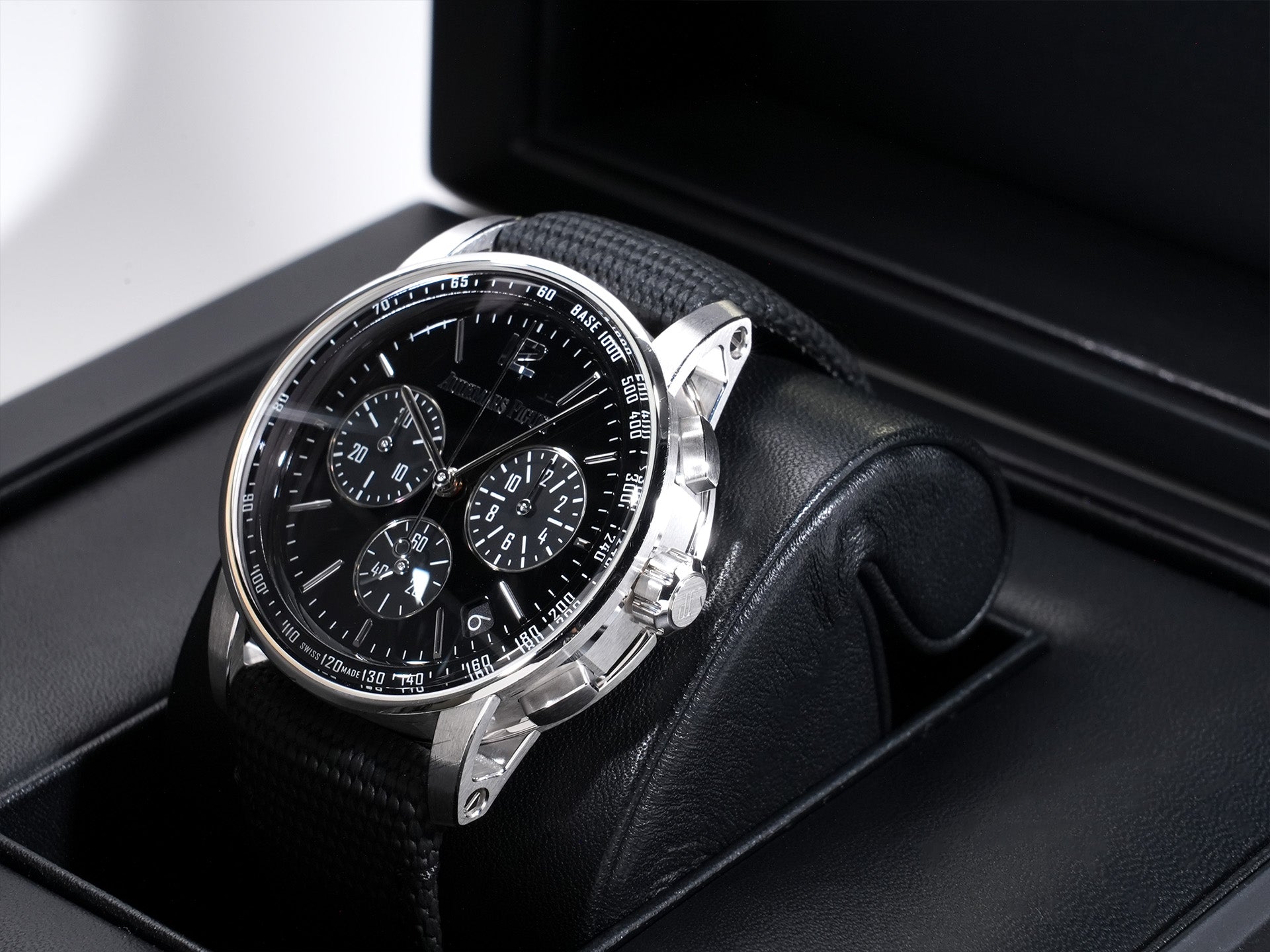 Audemars Piguet CODE 11.59 by Audemars Piguet Chronograph Ref.26393BC.OO.A002CR.01 18KWG Black lacquer dial Used egx9rybw
