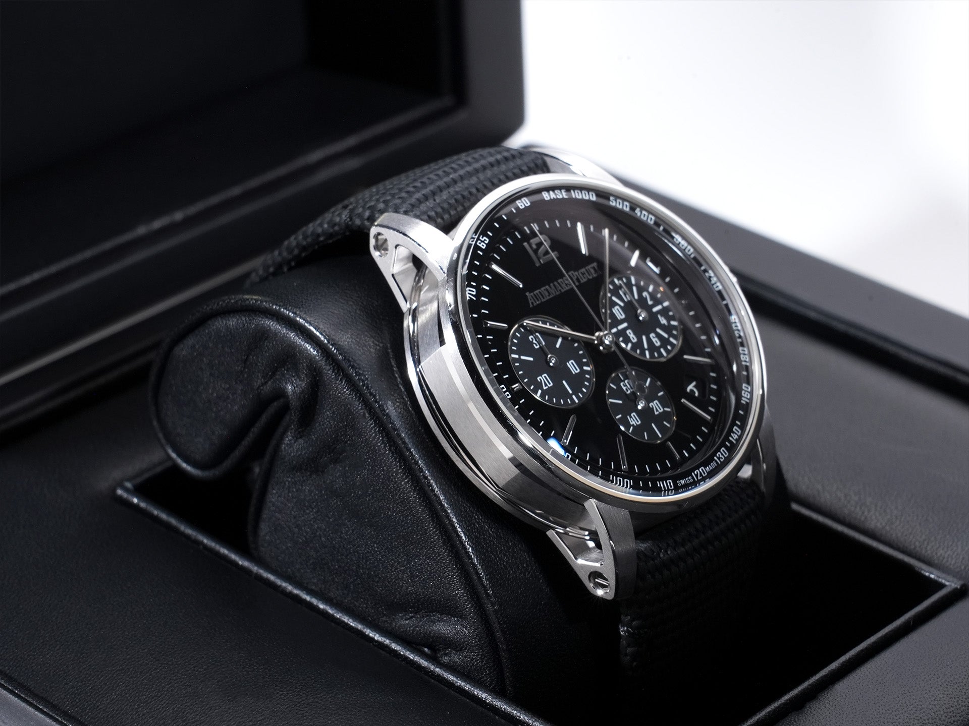 Audemars Piguet CODE 11.59 by Audemars Piguet Chronograph Ref.26393BC.OO.A002CR.01 18KWG Black lacquer dial Used egx9rybw