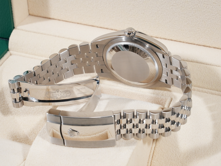 Rolex Datejust 36 Ref. 126200 Stainless Steel Mint Green Dial Jubilee Bracelet