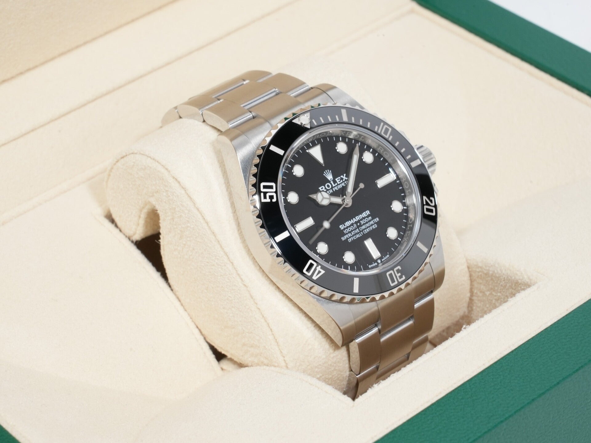 Rolex Submariner No Date Ref.124060 SS Black Dial Good Condition Used chp5pa5e