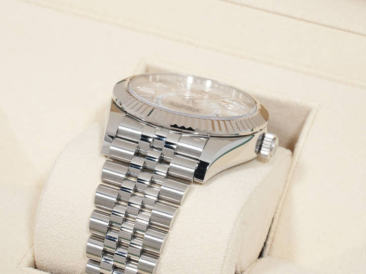 Rolex Sky-Dweller Ref. 326934 Stainless Steel/White Gold White Dial Jubilee Bracelet