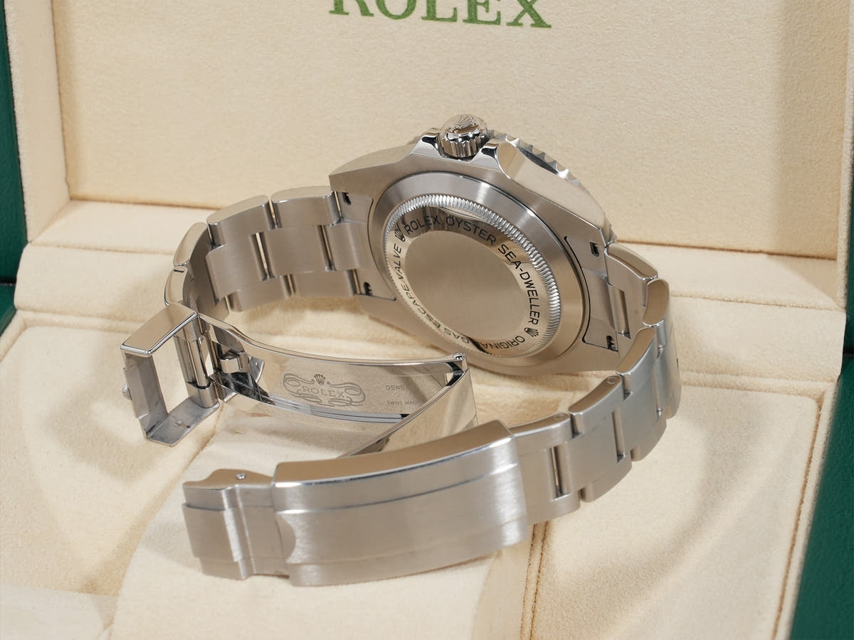ロレックス シードゥエラー 4000 Ref.116600 SS ブラック文字盤 中古 2dkaac2a