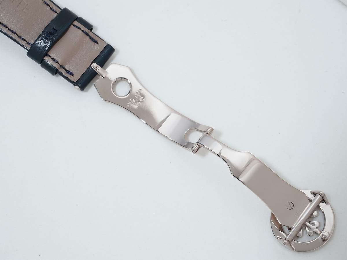 パテックフィリップ コンプリケーション ワールドタイム クロノグラフ Ref.5930G-001 18KWG ブルー文字盤 美品 pf4aa4xb