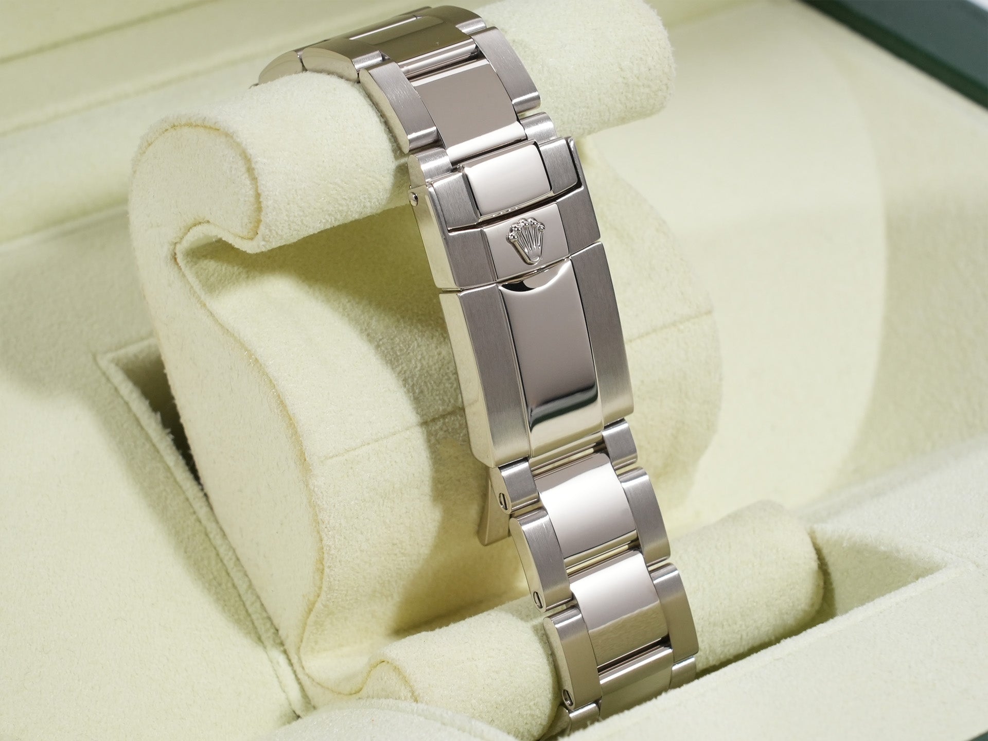 ロレックス デイトナ Ref.116509 18KWG ブラックシェル文字盤 美品 258frfif