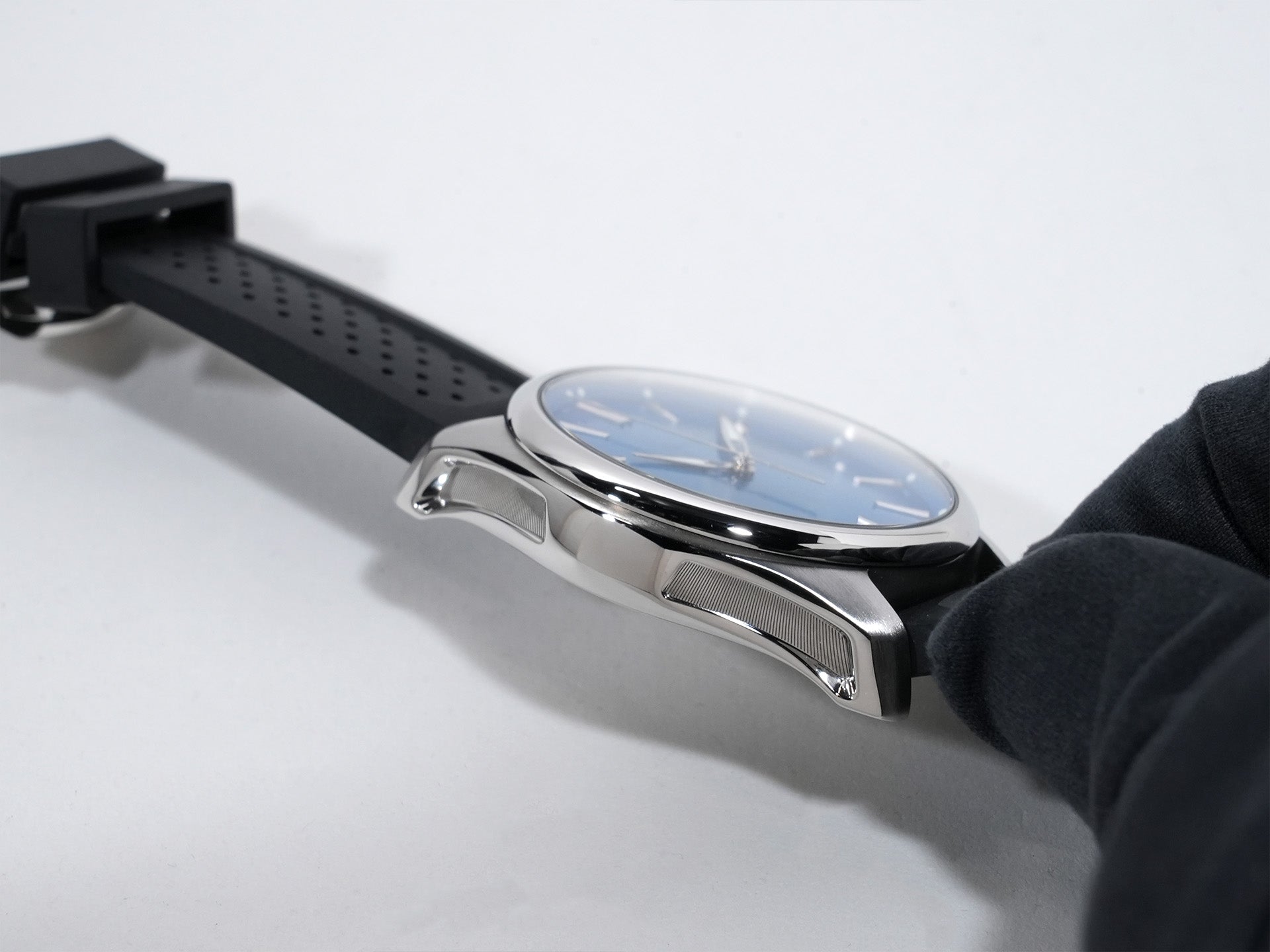 H.モーザー パイオニア センターセコンド Ref.3200-1217 SS アークティックブルー文字盤 美中古 s9qxrwde