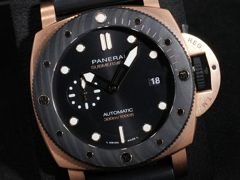 パネライ サブマーシブル ゴールドテック オロカーボ Ref.PAM01070 Carbotech×Goldtech ブラック文字盤 美中古 hbo9xhcp