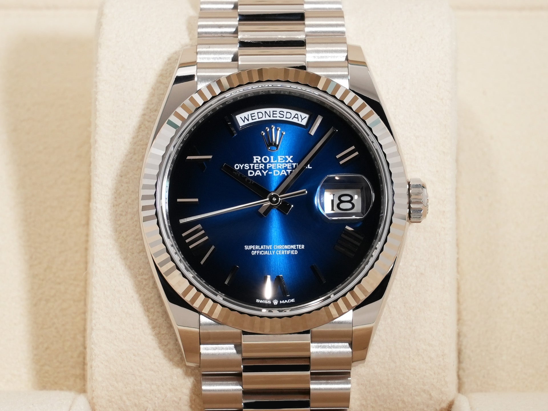 ロレックス デイデイト36 Ref.128239 18KWG ブルーオンブレ文字盤 中古 kk522ia7