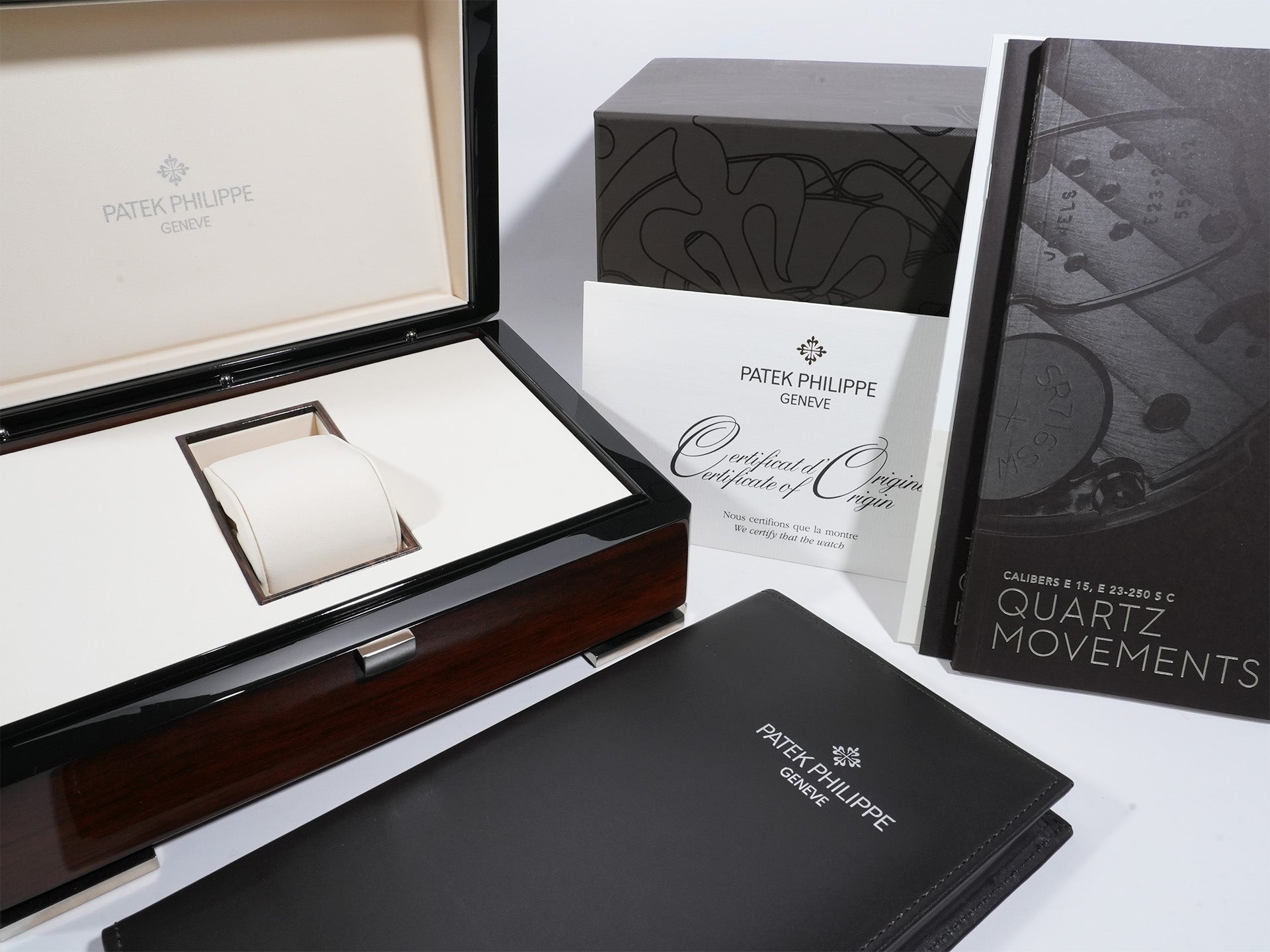 パテックフィリップ アクアノート ルーチェ Ref.5067A-011 SS ホワイト文字盤 中古 coscvjw8