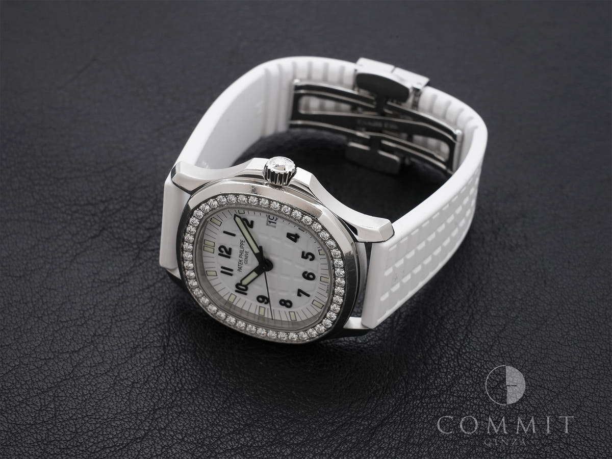 パテックフィリップ アクアノート ルーチェ Ref.5067A-011 SS ホワイト文字盤 中古 coscvjw8