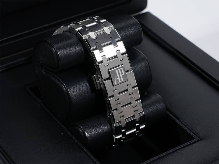 オーデマピゲ ロイヤルオーク クロノグラフ Ref.26331ST.OO.1220ST.03 ステンレススチール シルバー文字盤