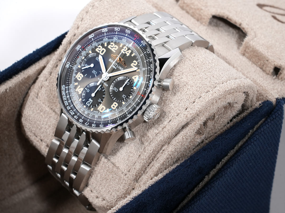 Breitling Navitimer B02 Chronograph 41 Cosmonaut Ref.PB02302A1B1A1 SS/PT Stratos Gray Dial Good Condition ud2wevje