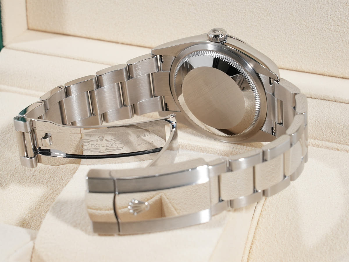 ロレックス デイトジャスト36 Ref.126200 SS ブルーフルーテッド文字盤 中古 gprtawye