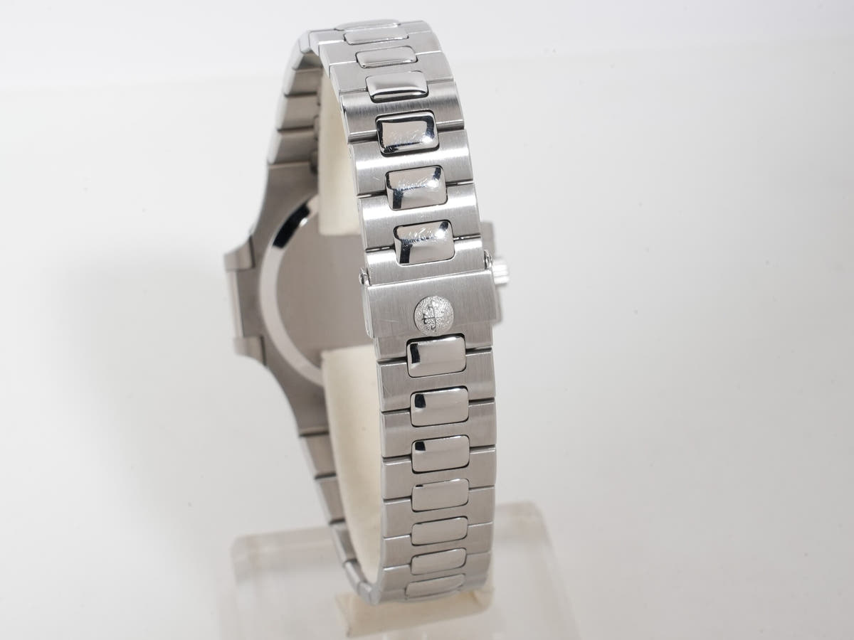 パテックフィリップ ノーチラス Ref.3800/001 SS ブルー文字盤 中古 q8123q56