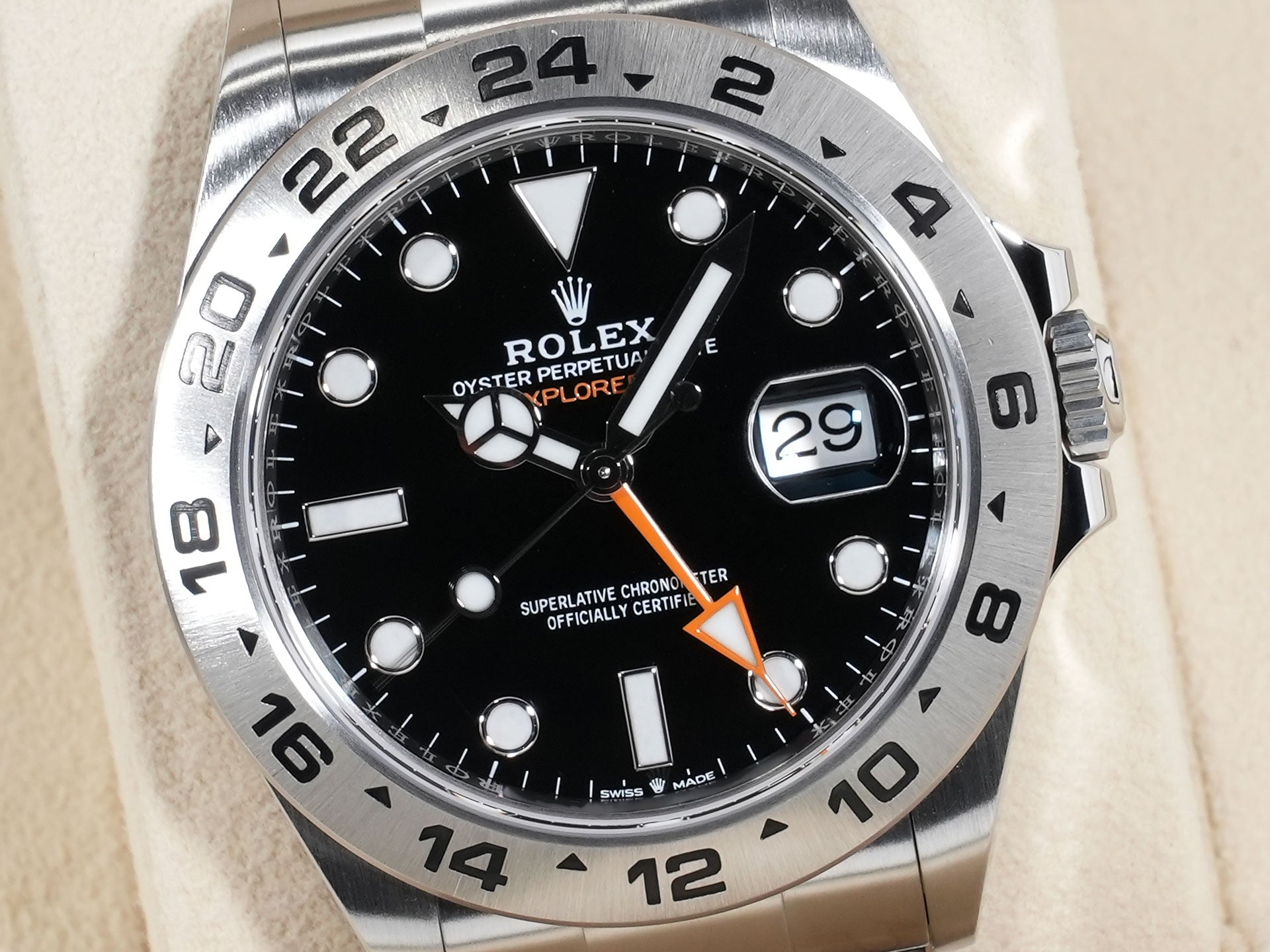 ロレックス エクスプローラーII Ref.226570 SS ブラック文字盤 美品 b389ck8j