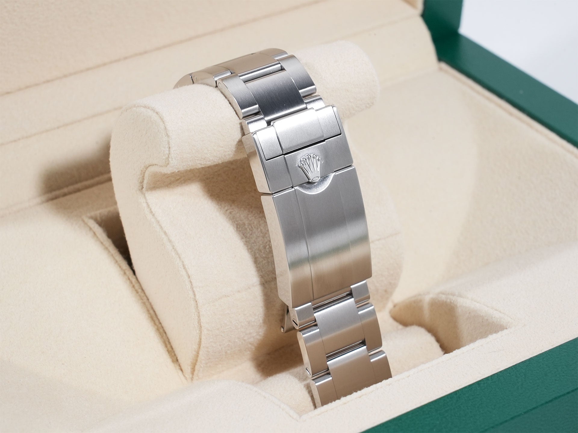ロレックス エクスプローラーII Ref.226570 SS ブラック文字盤 美品 b389ck8j