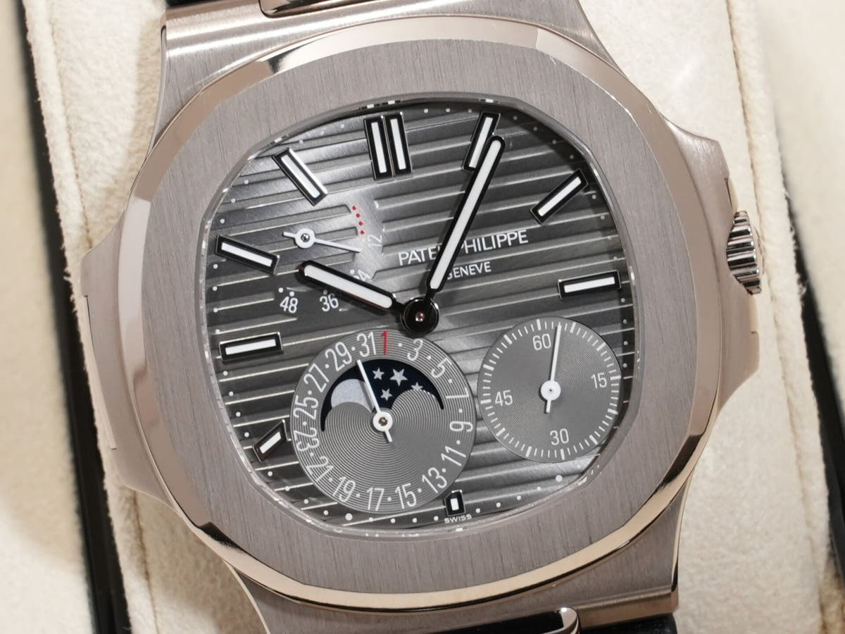 パテックフィリップ ノーチラス プチコンプリケーション Ref.5712G-001 18KWG スレート文字盤 美中古 4h57minb