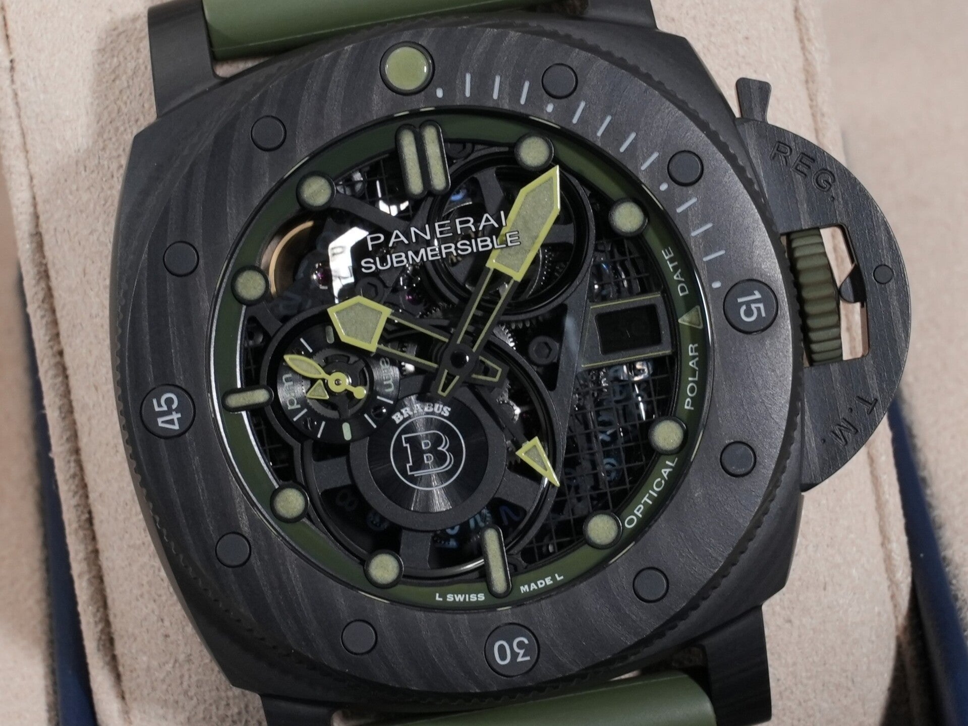 Panerai Submersible S Brabus Carbotech Ref.PAM01283 Carbotech Skeleton Dial Good Condition 9t39iby7