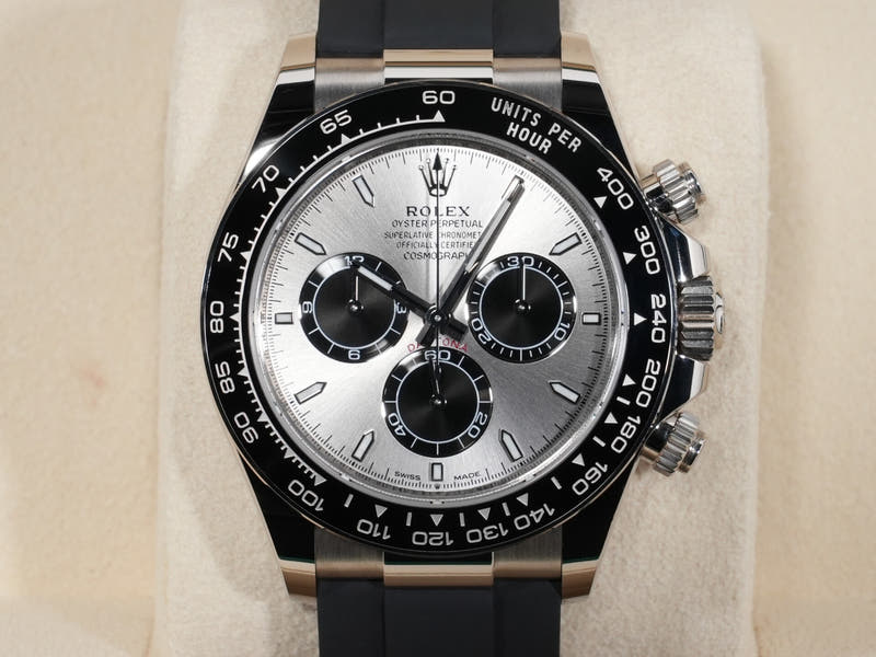 ロレックス デイトナ Ref.126519LN 18KWG スチールxブライトブラック文字盤 中古 j6jo7mq5