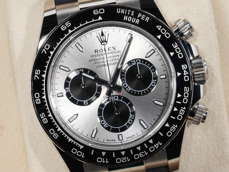 ロレックス デイトナ Ref.126519LN 18KWG スチールxブライトブラック文字盤 中古 j6jo7mq5