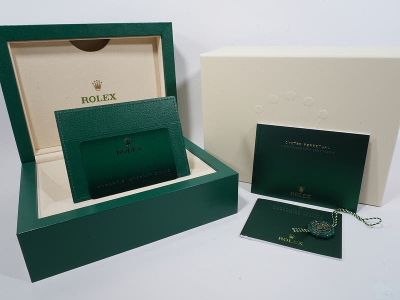 ロレックス デイトナ Ref.126519LN 18KWG スチールxブライトブラック文字盤 中古 j6jo7mq5