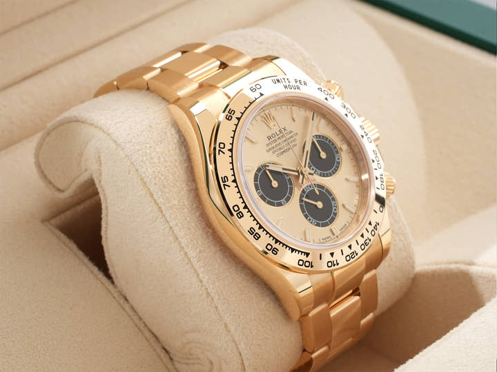 Rolex Daytona Ref. 126508 Yellow Gold, Golden x Bright Black Dial