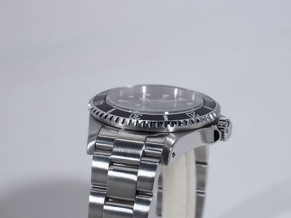 ロレックス シードゥエラー Ref.16600 SS ブラック文字盤 美中古 awcn4svo