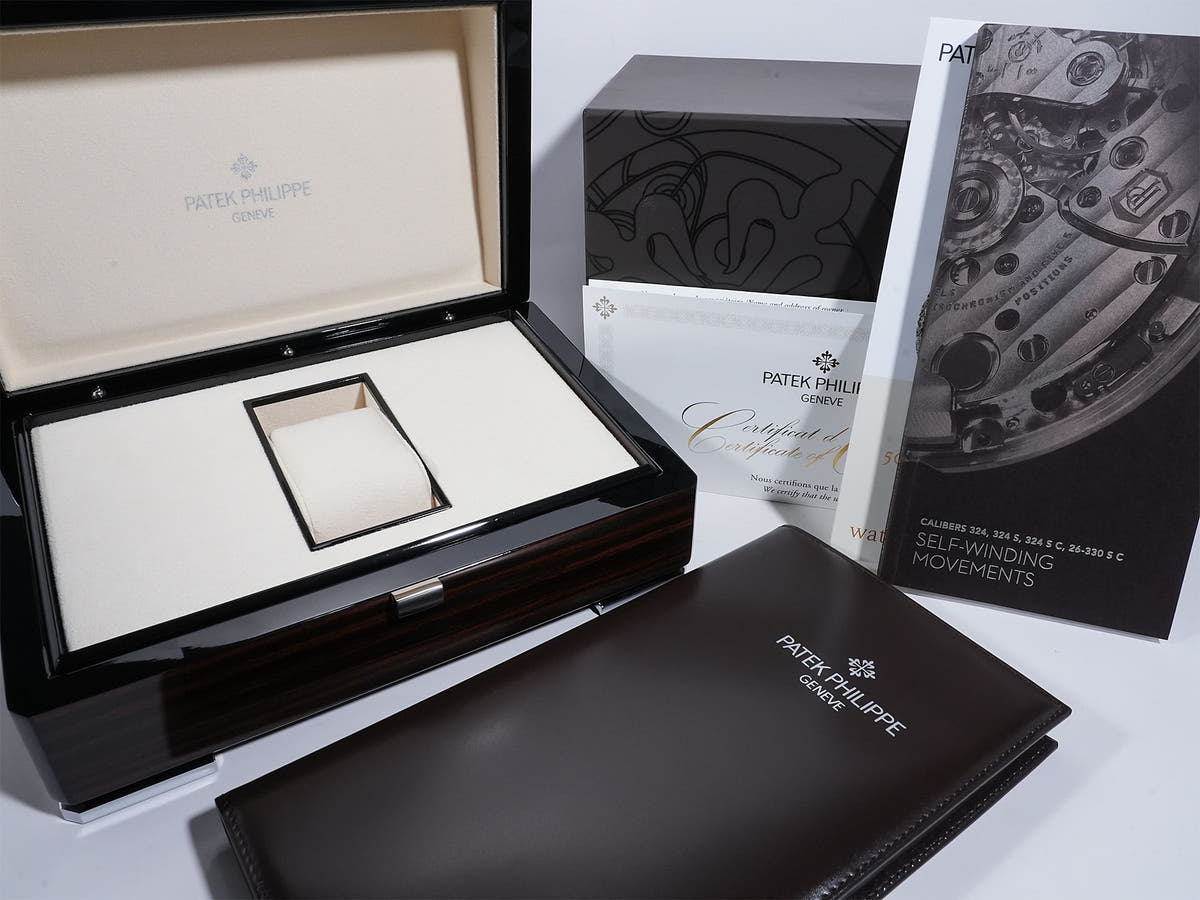 パテックフィリップ アクアノート Ref.5168G-010 18KWG カーキグリーン文字盤 中古 cvy53ggq