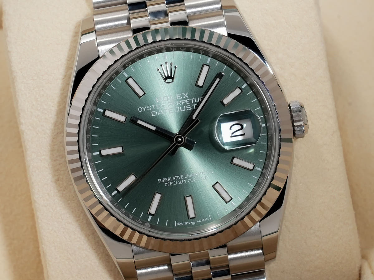 ロレックス デイトジャスト36 Ref.126234 SS/WG ミントグリーン文字盤 ジュビリーブレスレット 中古 gnk6usaj