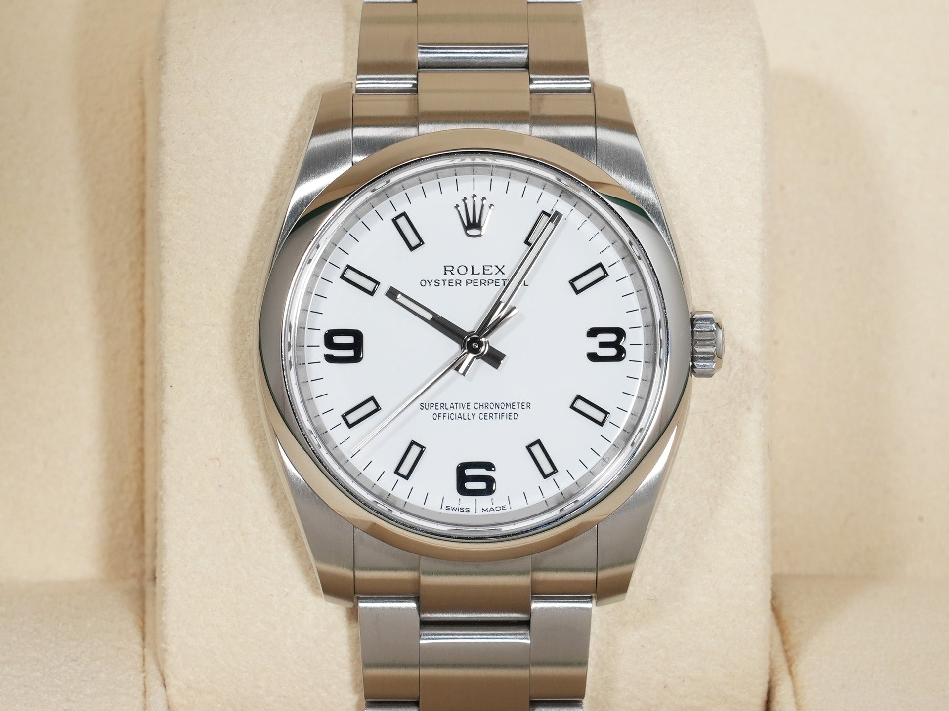 Rolex Oyster Perpetual 34 Ref.114200 SS White Dial Good Condition Pre-Owned d5sf37ux