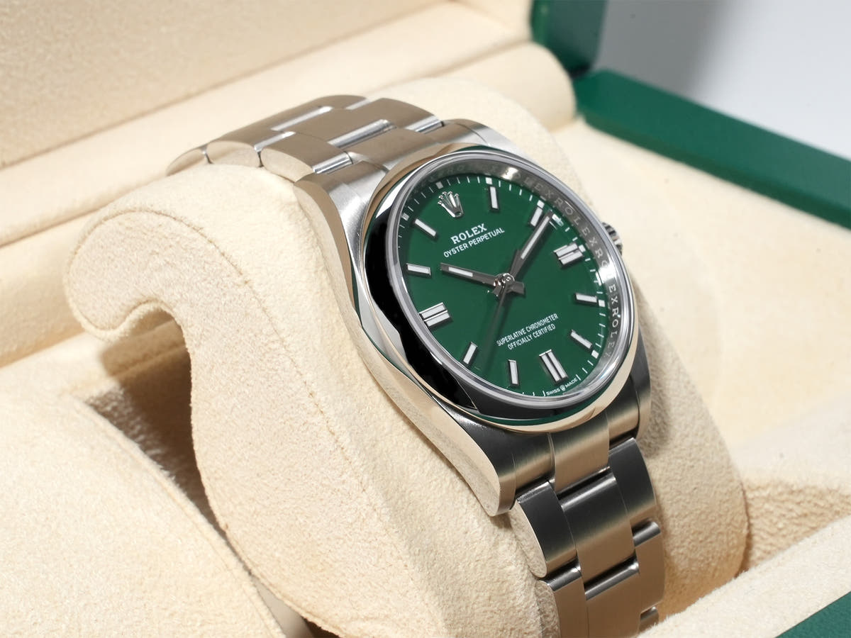ロレックス オイスターパーペチュアル36 Ref.126000 SS グリーン文字盤 美品 y6m8mvzz