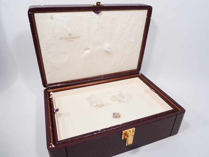Patek Philippe Nautilus Ref.3800/1JA SS/YG Champagne Dial Used h2o6r4ny