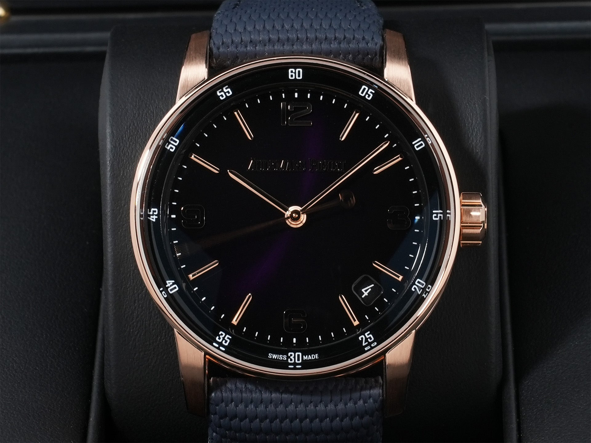 Audemars Piguet CODE 11.59 by Audemars Piguet Ref.15210OR.OO.A616CR.01 18KPG Purple Dial Used ytx5hov7