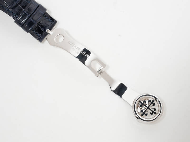 パテックフィリップ グランドコンプリケーション Ref.5236P-001 プラチナ ブラック・グラデーションのブルー文字盤