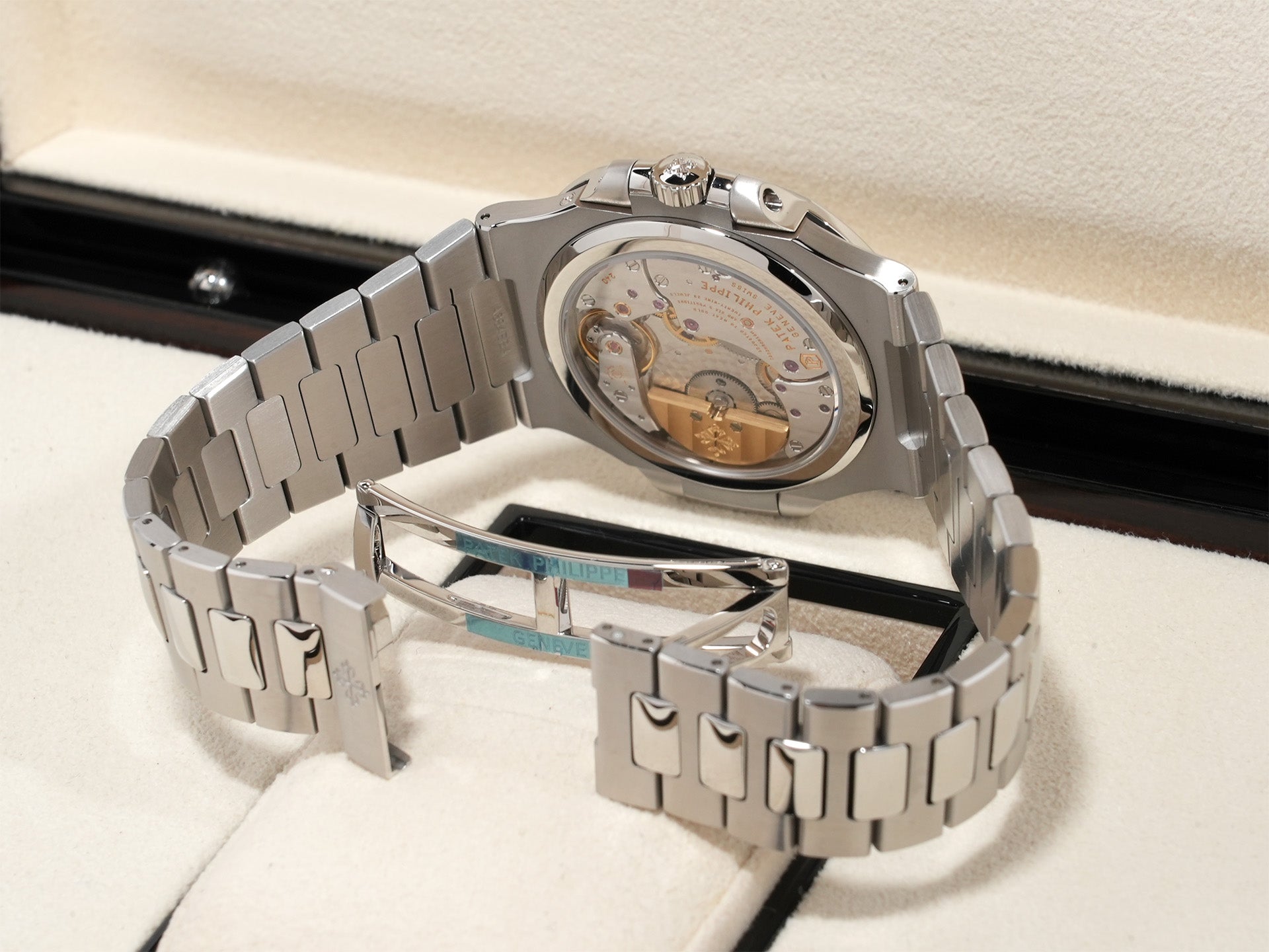 Patek Philippe Nautilus Petite Complication Ref.5712/1A-001 SS Blue Dial Unused ie5kxszn