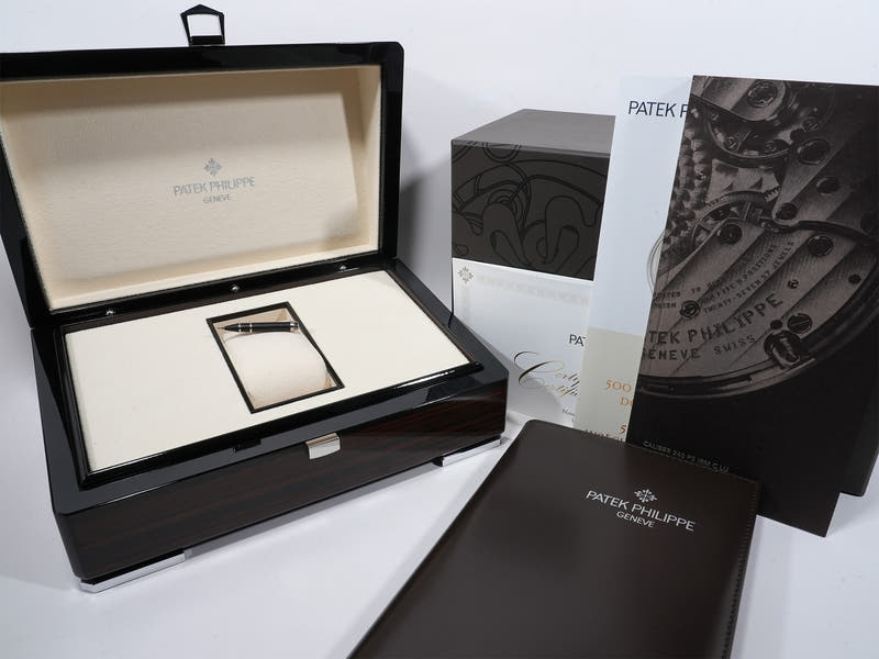 Patek Philippe Nautilus Petite Complication Ref.5712/1A-001 SS Blue Dial Unused ie5kxszn