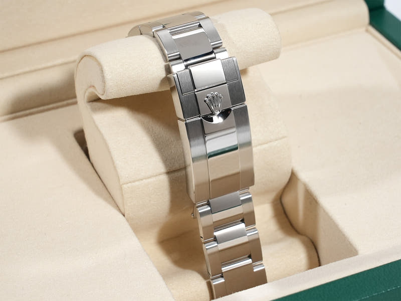 ロレックス デイトナ Ref.126500LN SS ブラック文字盤 未使用 ci4o2ft3