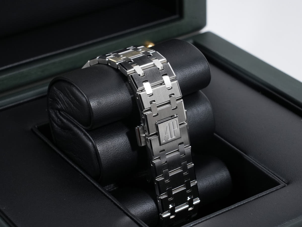 オーデマピゲ ロイヤルオーク 50周年記念 Ref.15550ST.OO.1356ST.02 SS ブルー文字盤 美品 ppj28cyh