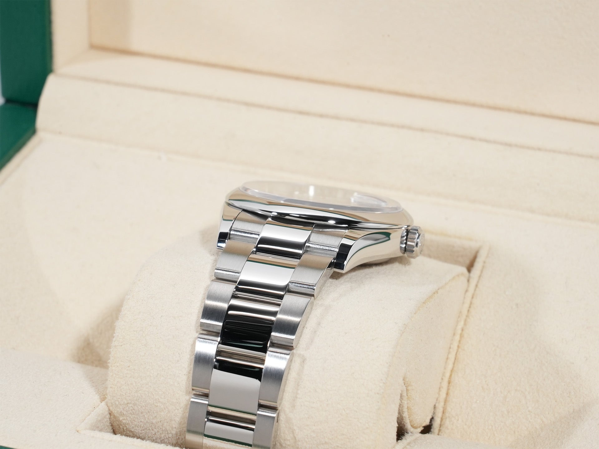 ロレックス デイトジャスト36 Ref.126200 SS ブライトブルー文字盤 美品 jgszt9ue