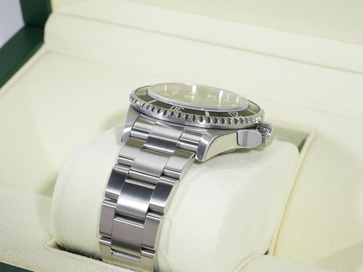 ロレックス シードゥエラー Ref.16600 SS ブラック文字盤 美中古 np3qrz4j