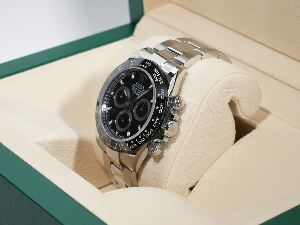 ロレックス デイトナ Ref.116500LN SS ブラック文字盤 未使用 of684qsn