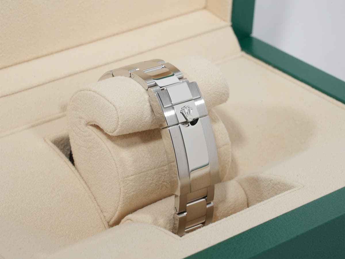 ロレックス デイトナ Ref.116500LN SS ブラック文字盤 未使用 of684qsn