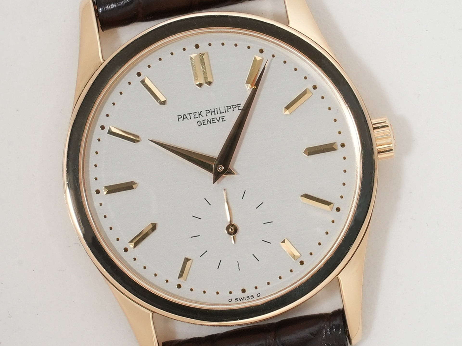 パテックフィリップ カラトラバ Ref.3796J-001 18KYG シルバー文字盤 美中古 hiew5hxc