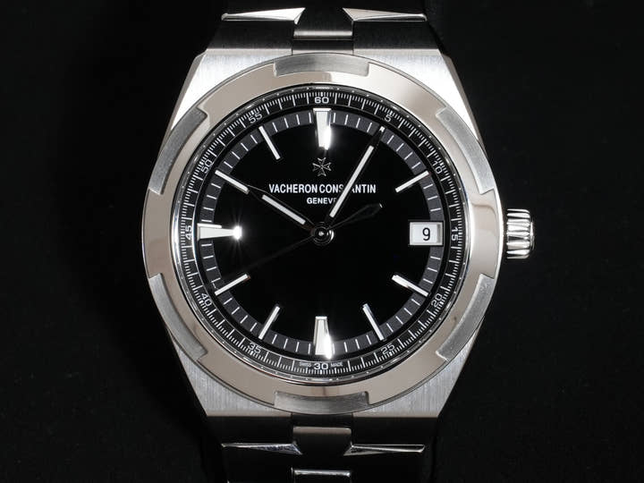 ヴァシュロンコンスタンタン オーヴァーシーズ Ref.4500V/110A-B483 SS ブラック文字盤 中古 hc8p3rcr
