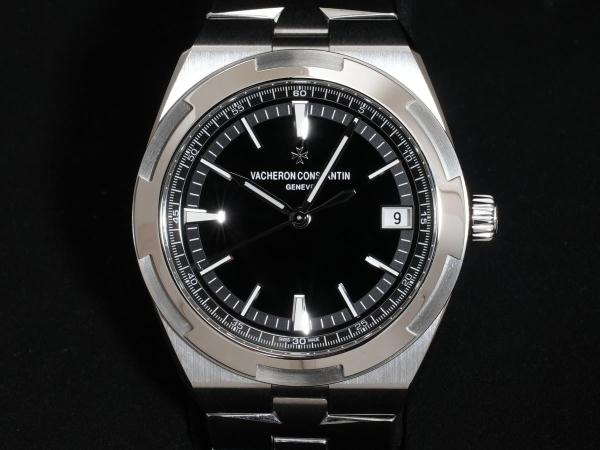 ヴァシュロンコンスタンタン オーヴァーシーズ Ref.4500V/110A-B483 SS ブラック文字盤 中古 hc8p3rcr