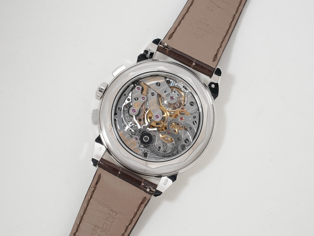 パテックフィリップ パーペチュアルカレンダー クロノグラフ Ref.5270P-001 PT ゴールデンオパーリン文字盤 美品 i8xf7vij