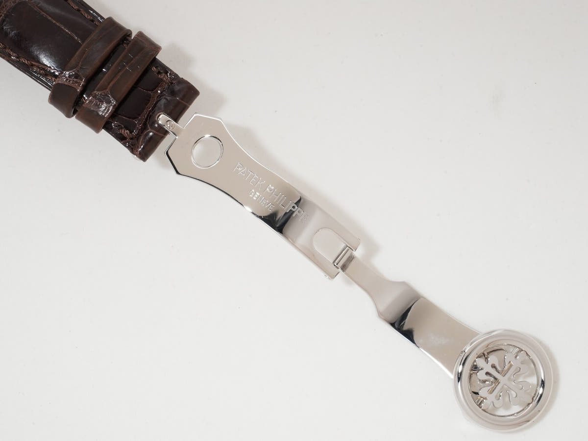パテックフィリップ パーペチュアルカレンダー クロノグラフ Ref.5270P-001 PT ゴールデンオパーリン文字盤 美品 i8xf7vij