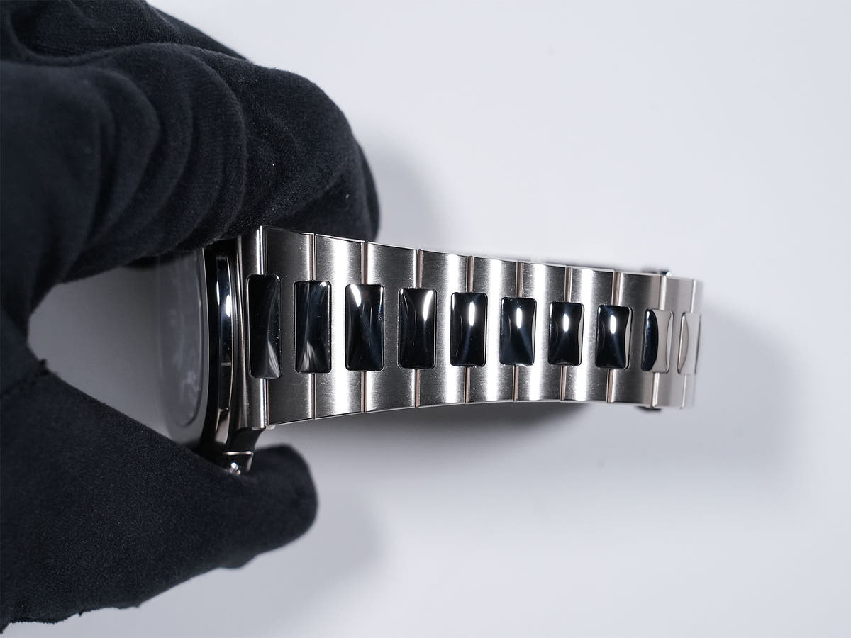 パテックフィリップ ノーチラス パーペチュアルカレンダー Ref.5740/1G-001 18KWG ブルー文字盤 美品 nrqmh4fr