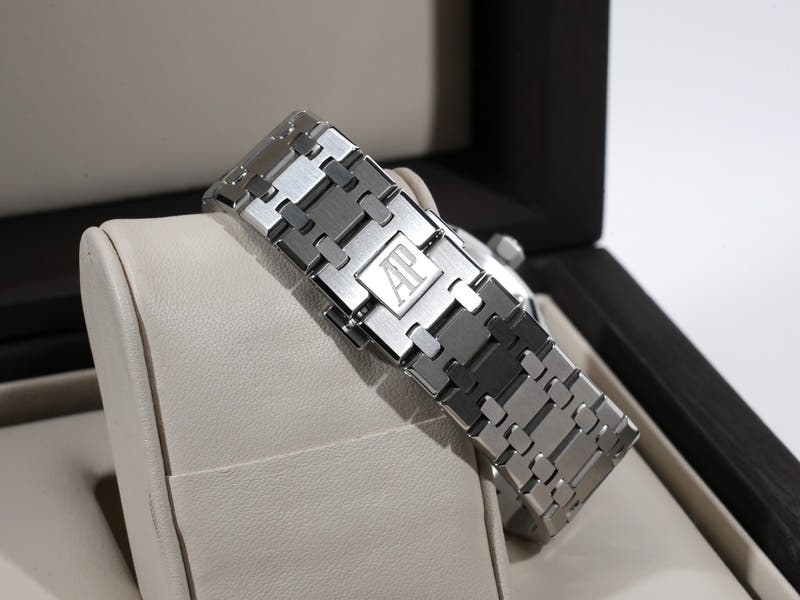 オーデマピゲ ロイヤルオーク デュアルタイム Ref.26120ST.OO.1220ST.03 SS ブラック文字盤 中古 c4737jmm