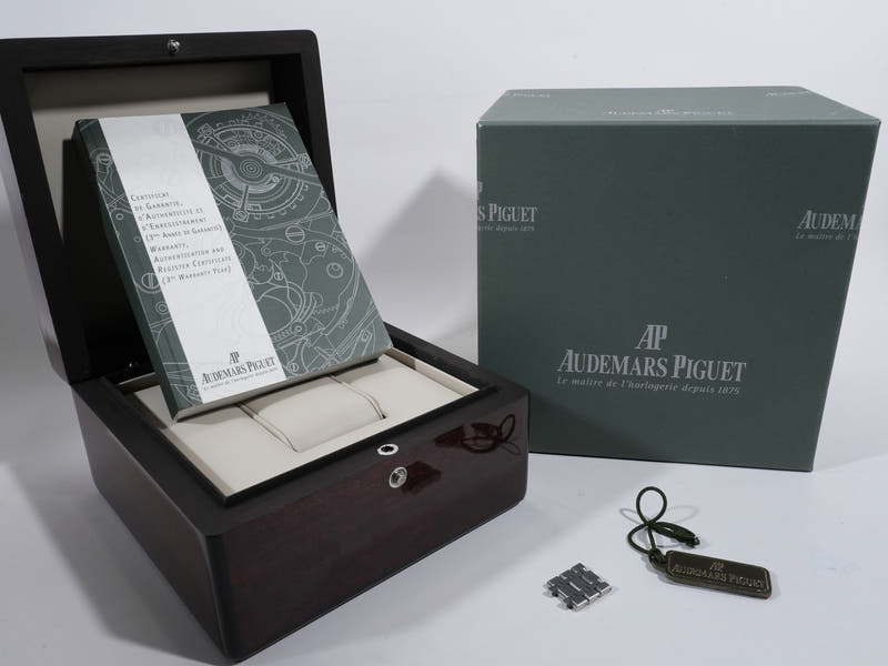 オーデマピゲ ロイヤルオーク デュアルタイム Ref.26120ST.OO.1220ST.03 SS ブラック文字盤 中古 c4737jmm